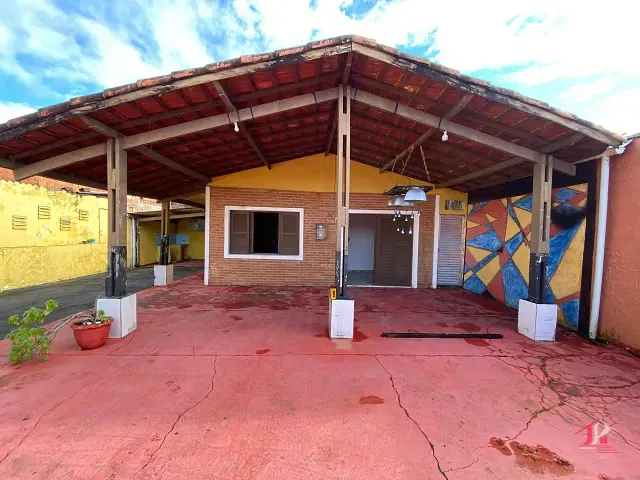 Casa 2 quartos e 1 banheiro, à venda, no bairro Corumba em Itanhaém