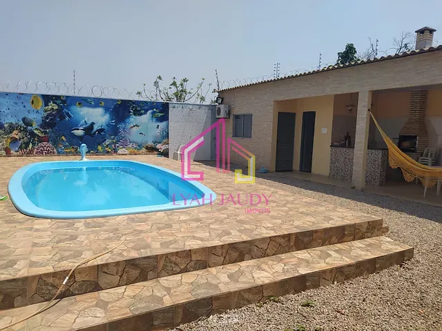 Casa com 300m² 3 quartos e 2 banheiros, à venda, no bairro Jd Aeroporto em Santo Antônio do Leverger