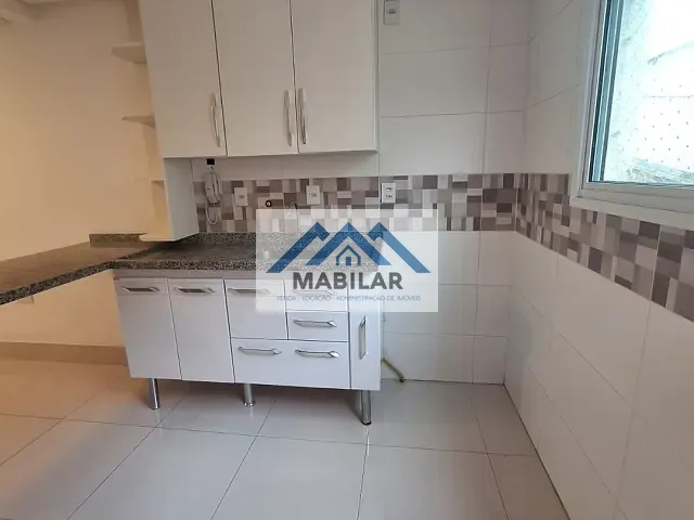 Casa com 62m² 2 quartos e 2 banheiros, para alugar, no bairro Vila Mangalot em São Paulo
