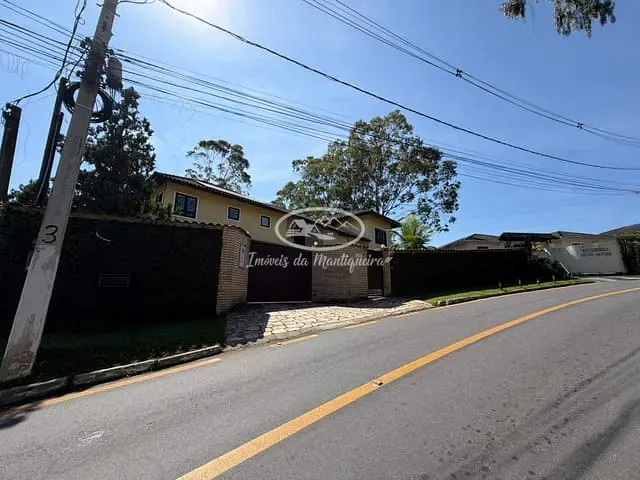 Casa com 985m² 5 quartos e 6 banheiros, à venda, no bairro Fazenda Penedo em Itatiaia