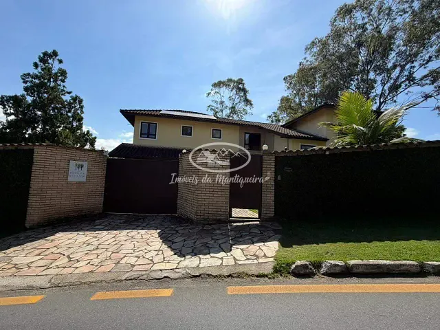 Casa com 985m² 5 quartos e 6 banheiros, à venda, no bairro Fazenda Penedo em Itatiaia