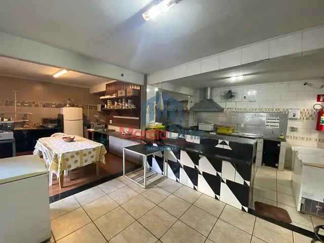 Casa com 350m², à venda, no bairro Jardim Guanabara IV em Ituverava