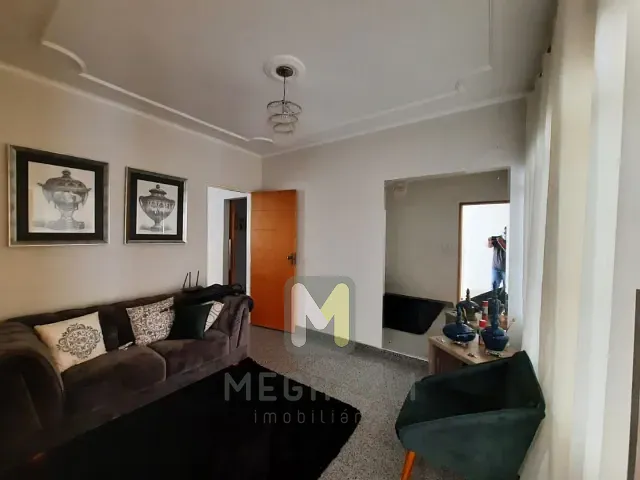 Casa com 300m² 3 quartos e 2 banheiros, à venda, no bairro Jardim Boa Vista em Serrana