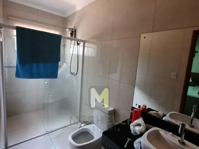 Casa com 300m² 3 quartos e 2 banheiros, à venda, no bairro Jardim Boa Vista em Serrana