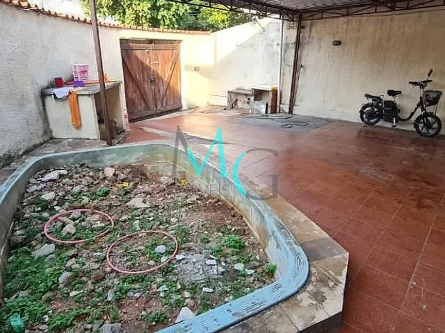 Casa 4 quartos e 1 banheiro, à venda, no bairro Campo Grande em Rio de Janeiro