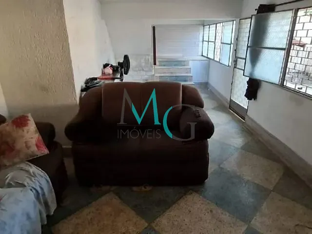Casa 4 quartos e 1 banheiro, à venda, no bairro Campo Grande em Rio de Janeiro