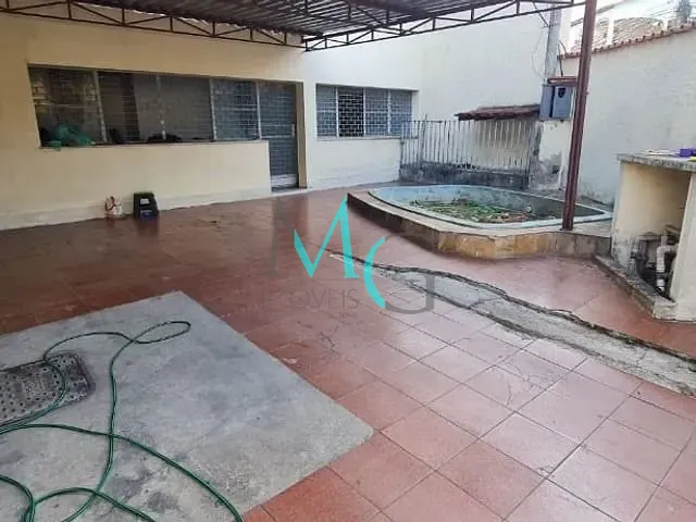 Casa 4 quartos e 1 banheiro, à venda, no bairro Campo Grande em Rio de Janeiro