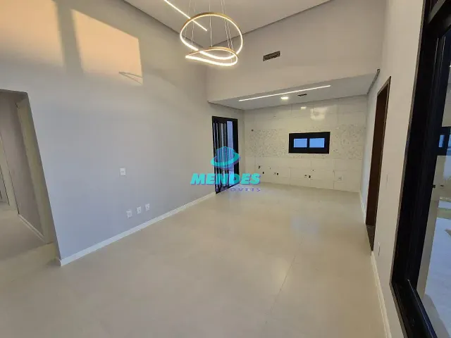 Casa com 180m² 3 quartos e 2 banheiros, à venda, no bairro Parque Ipiranga em Gravataí