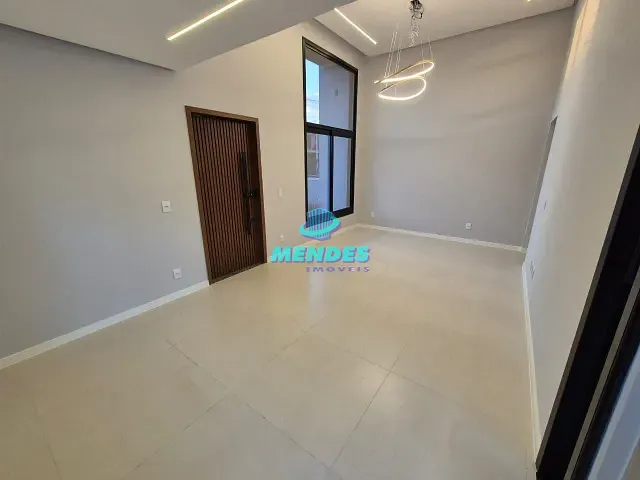 Casa com 180m² 3 quartos e 2 banheiros, à venda, no bairro Parque Ipiranga em Gravataí