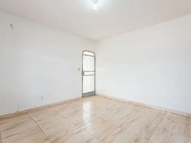 Casa à venda, no bairro Guará I em Brasília