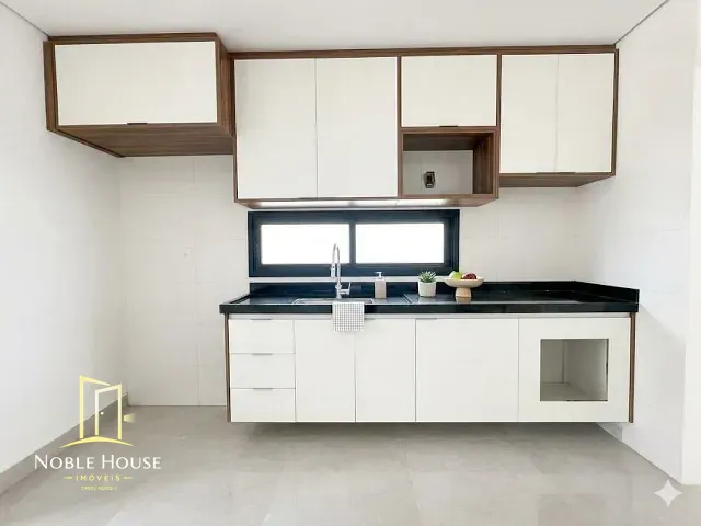 Casa com 185m² 3 quartos e 3 banheiros, para alugar, no bairro Caixa D´Água em Vinhedo