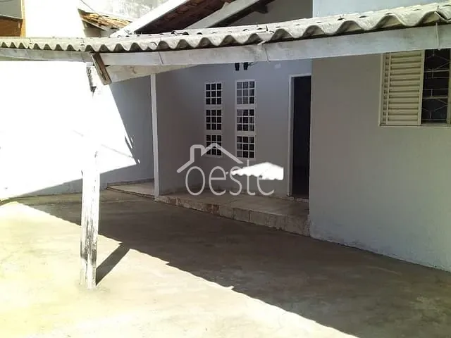 Casa com 206m² 4 quartos e 2 banheiros, à venda, no bairro Vila Mac Knight em Santa Bárbara D'Oeste