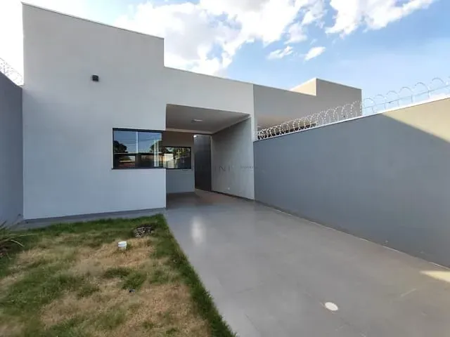 Casa com 180m² 2 quartos e 3 banheiros, à venda, no bairro Jardim Itamaracá em Campo Grande