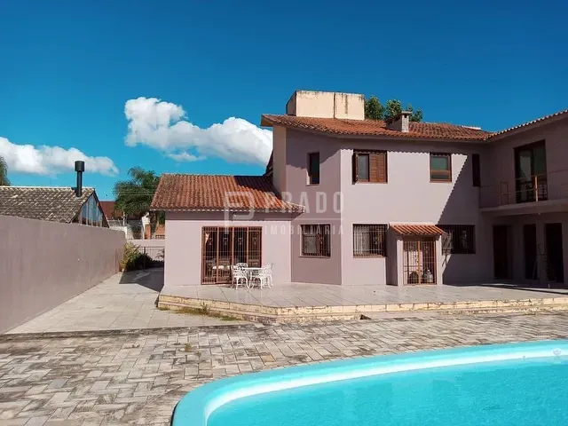Casa com 1000m² 4 quartos e 4 banheiros, à venda, no bairro Laranjal em Pelotas
