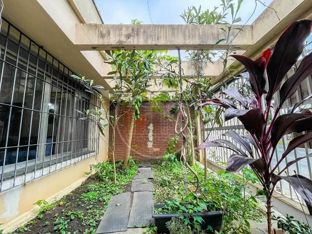 Casa, 4 quartos, 293 m² - Foto 2