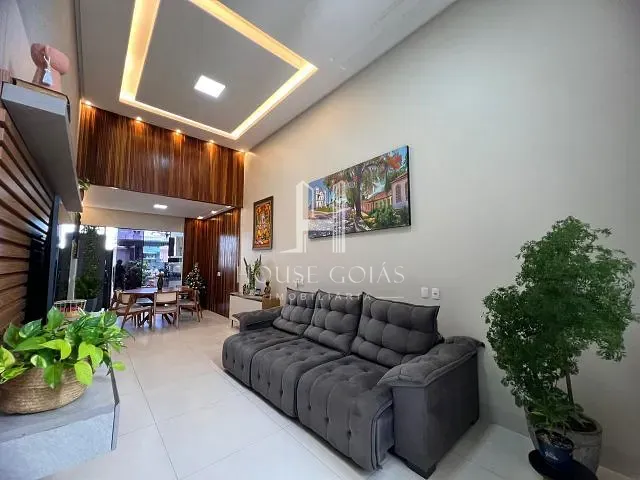 Casa com 280m² 3 quartos e 2 banheiros, à venda, no bairro Jardim Fonte Nova em Goiânia
