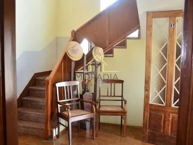 Casa com 500m² 5 quartos e 4 banheiros, à venda, no bairro Centro em Guaxupé