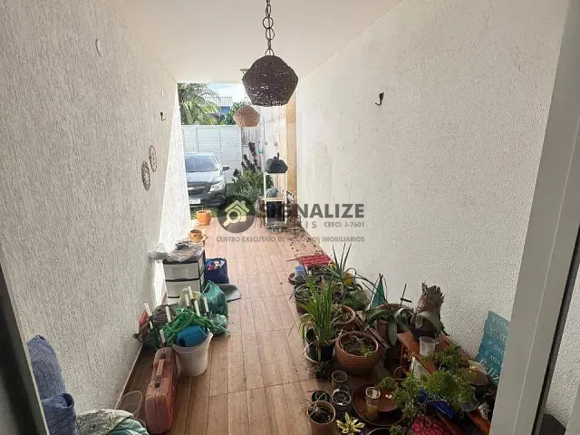 Casa com 120m² 3 quartos e 3 banheiros, para alugar, no bairro Praia do Foguete em Cabo Frio