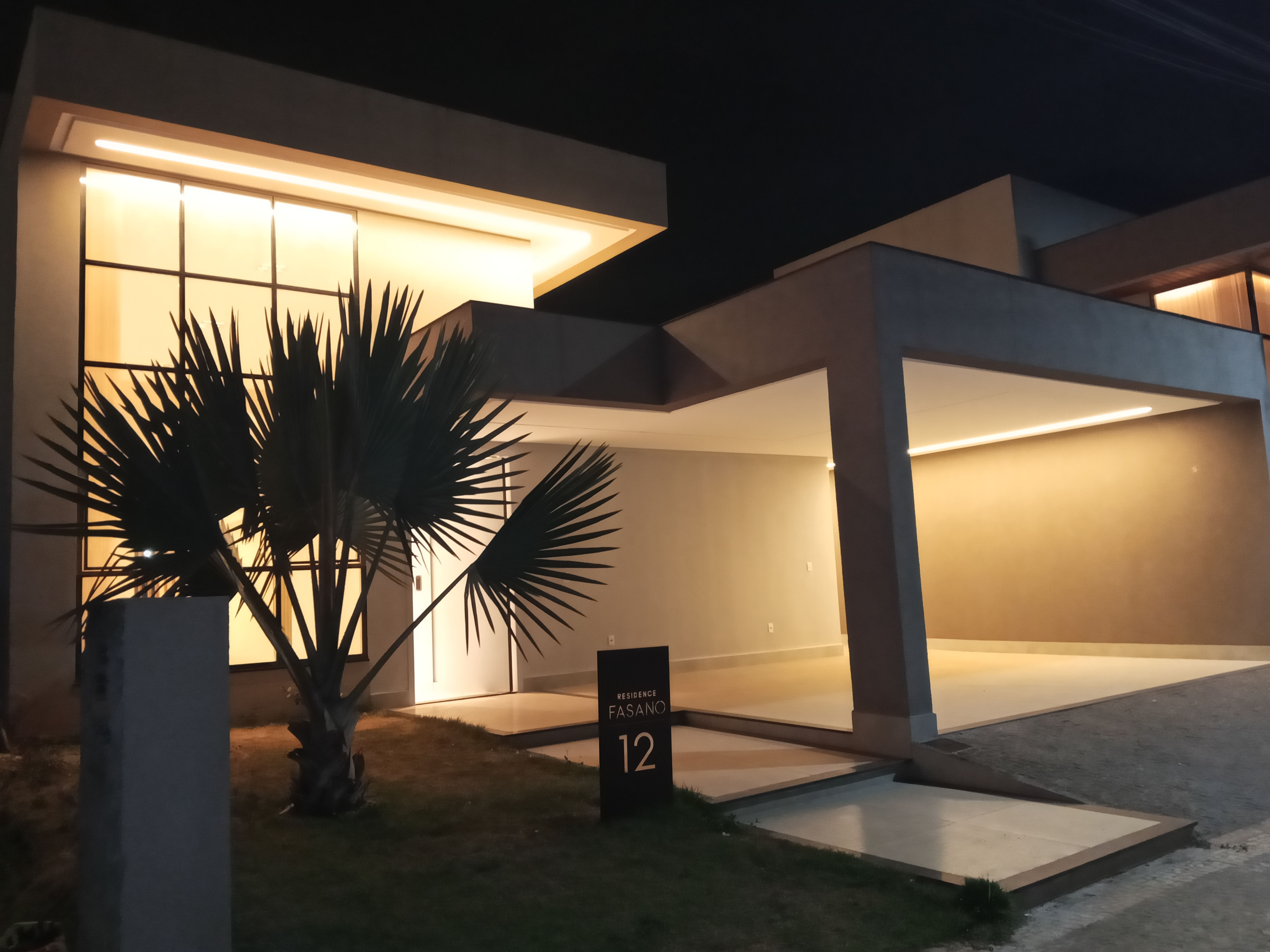 Casa, 3 quartos, 250 m² - Foto 1
