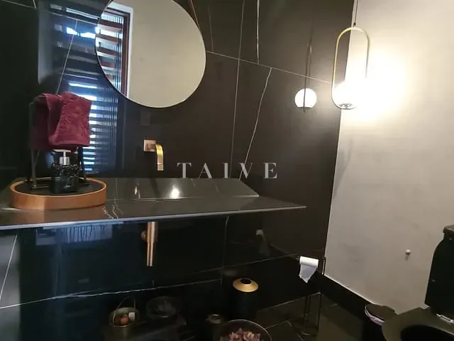 Casa com 1300m² 5 quartos e 6 banheiros, à venda, no bairro Loteamento Terras de Canaã em Cambé