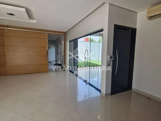 Casa com 500m² 4 quartos e 2 banheiros, para alugar, no bairro SETOR RESIDENCIAL SUL em Sinop