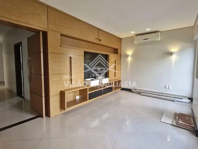Casa com 500m² 4 quartos e 2 banheiros, para alugar, no bairro SETOR RESIDENCIAL SUL em Sinop