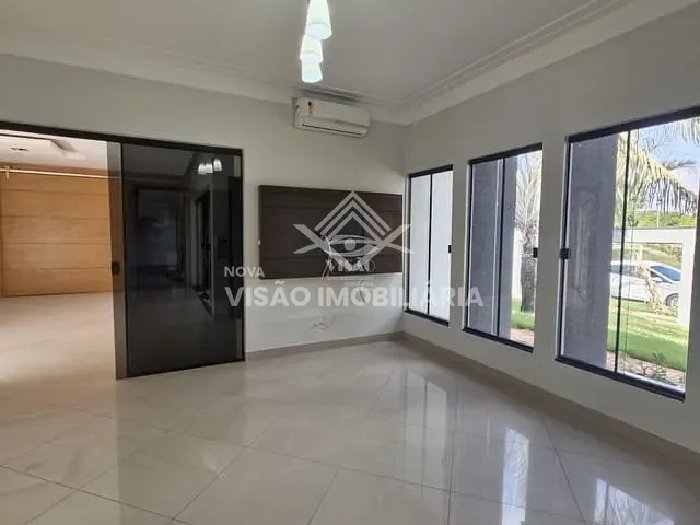 Casa com 500m² 4 quartos e 2 banheiros, para alugar, no bairro SETOR RESIDENCIAL SUL em Sinop