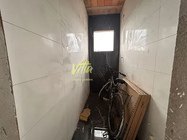 Casa 3 quartos e 1 banheiro, à venda, no bairro Tatuquara em Curitiba