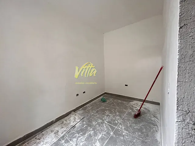 Casa 3 quartos e 1 banheiro, à venda, no bairro Tatuquara em Curitiba