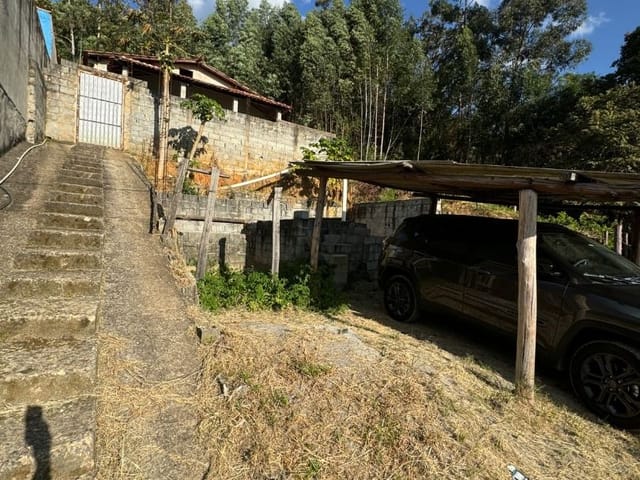 Casa com 250m² 2 quartos e 1 banheiro, à venda, no bairro MORETTI em Joanópolis