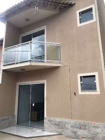 Casa 2 quartos e 1 banheiro, à venda, no bairro Extensão Novo Rio das Ostras em Rio das Ostras