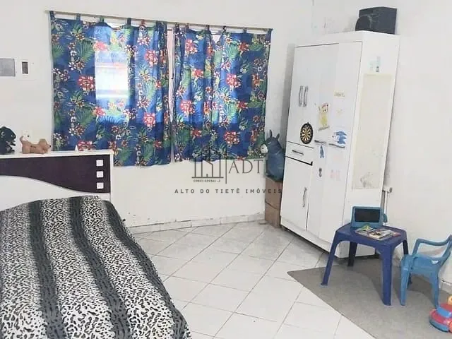 Casa com 175m² 2 quartos e 2 banheiros, à venda, no bairro Jardim Aeroporto II em Mogi das Cruzes