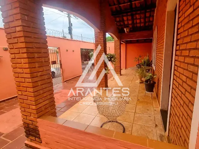 Casa 3 quartos e 2 banheiros, para alugar, no bairro Cristiano de Carvalho em Barretos
