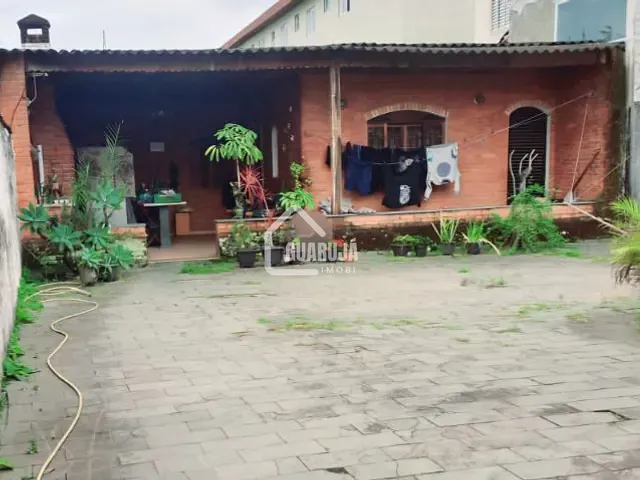 Casa com 500m² 3 quartos e 2 banheiros, à venda, no bairro Vila Alice (Vicente de Carvalho) em Guarujá