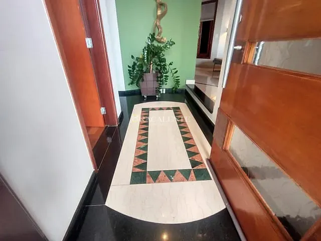 Casa com 1411m² 4 quartos e 7 banheiros, à venda ou para alugar, no bairro Pinheiro em Valinhos