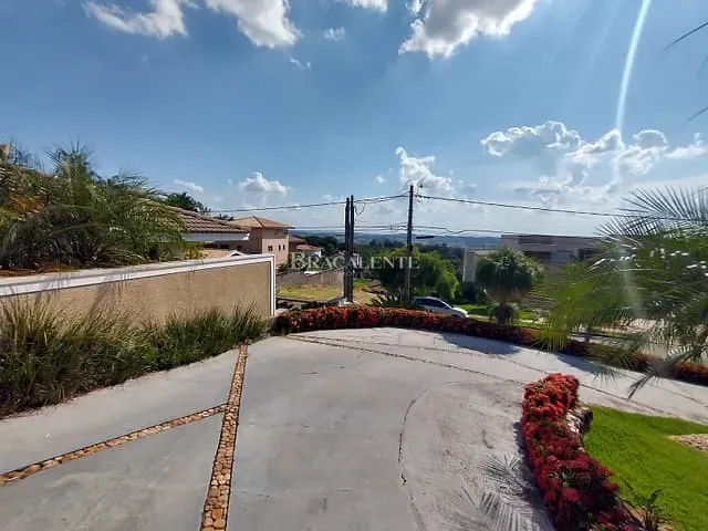 Casa com 1411m² 4 quartos e 7 banheiros, à venda ou para alugar, no bairro Pinheiro em Valinhos