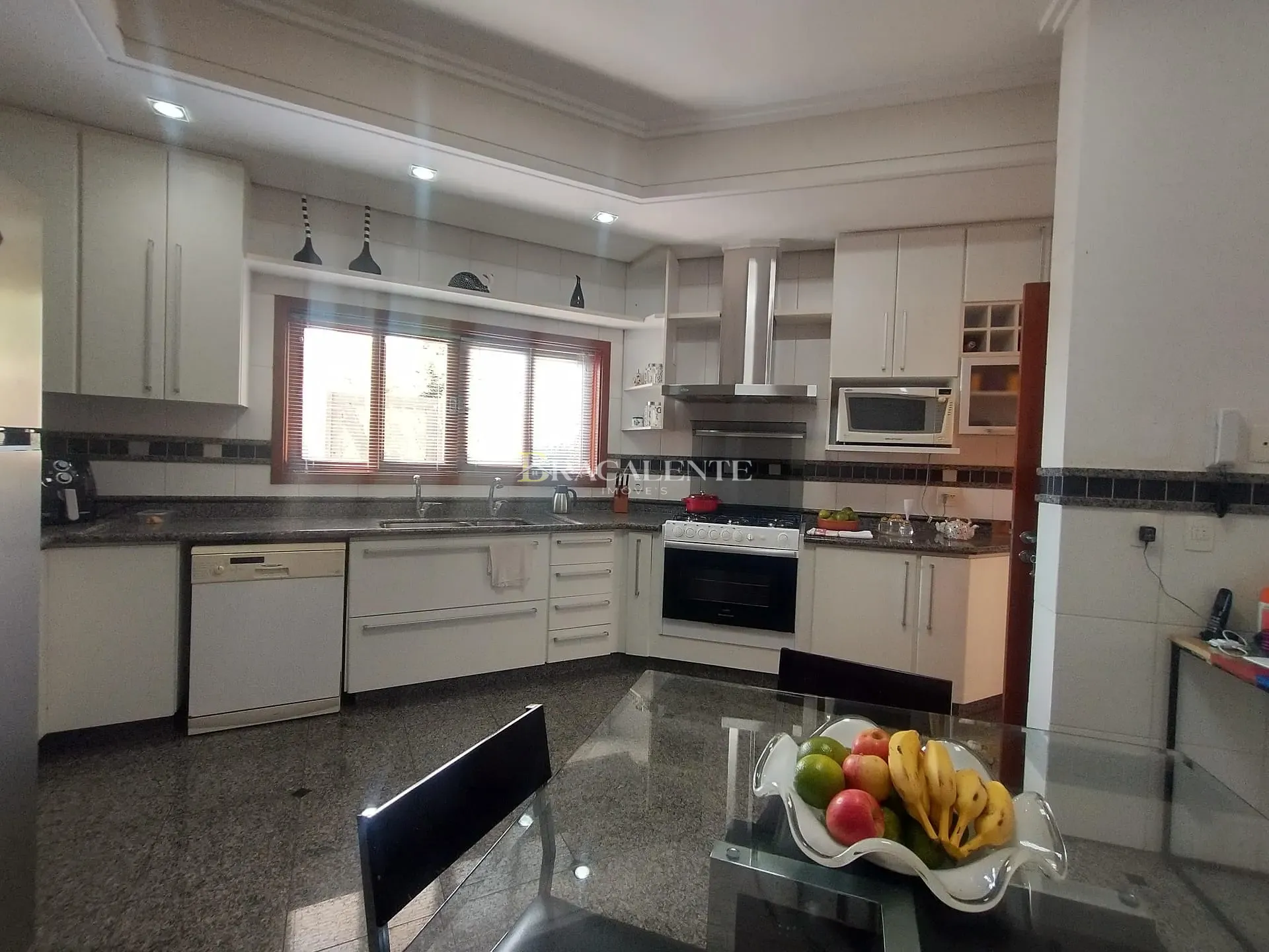 Casa, 4 quartos, 411 m² - Foto 32