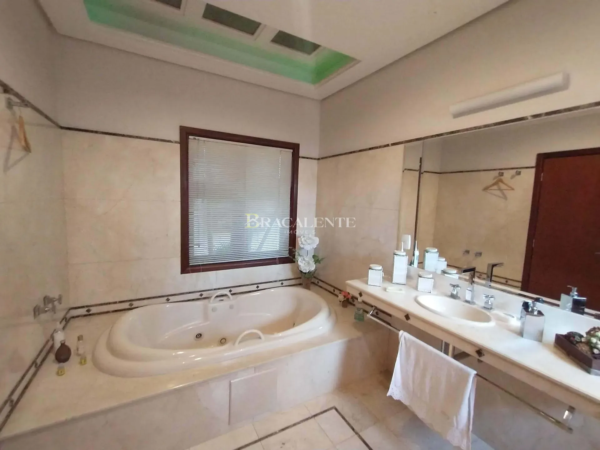 Casa, 4 quartos, 411 m² - Foto 57
