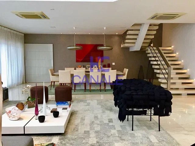 Casa com 760m² 5 quartos e 7 banheiros, à venda, no bairro Barra da Tijuca em Rio de Janeiro