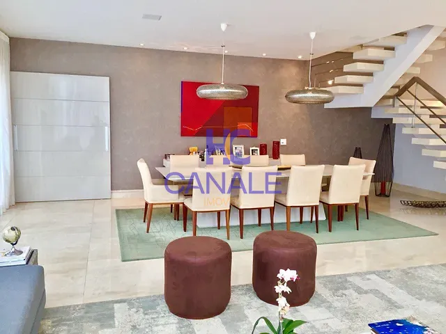 Casa com 760m² 5 quartos e 7 banheiros, à venda, no bairro Barra da Tijuca em Rio de Janeiro