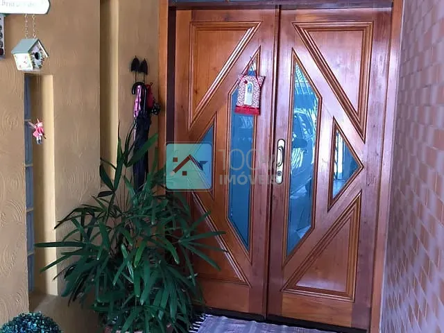 Casa com 180m² 3 quartos e 2 banheiros, à venda, no bairro Bosque dos Eucaliptos em São José dos Campos