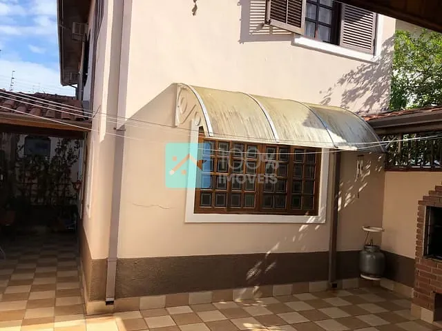 Casa com 180m² 3 quartos e 2 banheiros, à venda, no bairro Bosque dos Eucaliptos em São José dos Campos