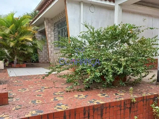 Casa com 279m² 3 quartos e 2 banheiros, à venda, no bairro Campo Grande em Rio de Janeiro