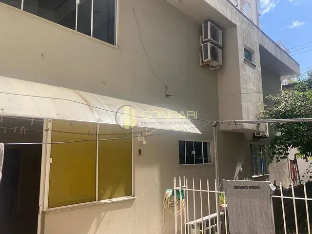Casa com 255m² 3 quartos e 3 banheiros, à venda, no bairro Meia Praia em Itapema