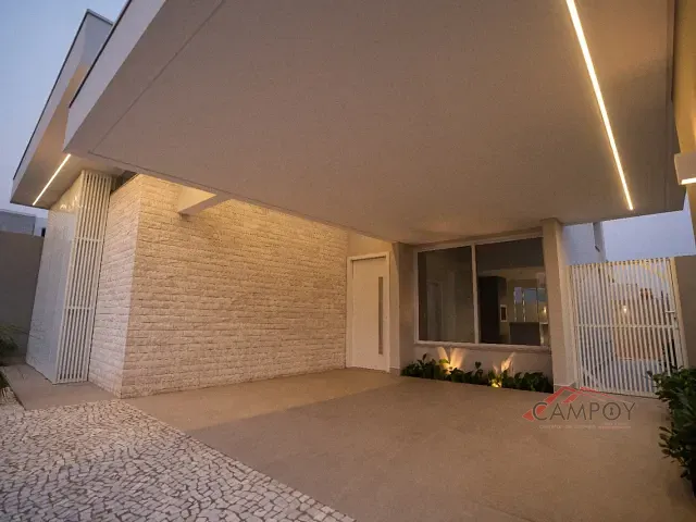 Casa 3 quartos e 3 banheiros, à venda, no bairro Loteamento Residencial Florais Do Lago em Apucarana