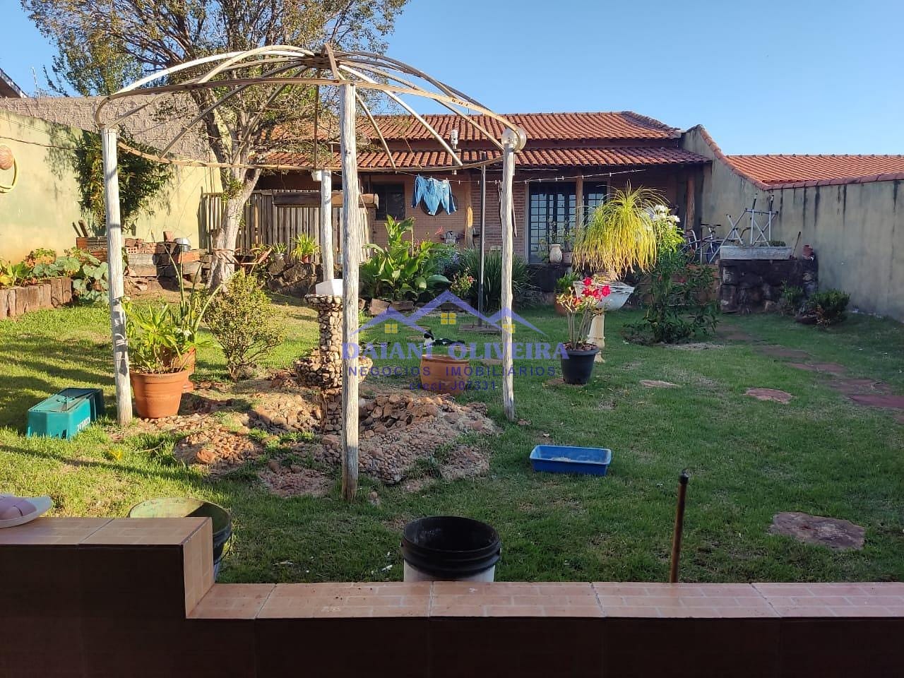 Casa à venda com 2 quartos, 10m² - Foto 11