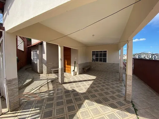 Casa com 267m² 4 quartos e 2 banheiros, à venda, no bairro Ideal em Ipatinga