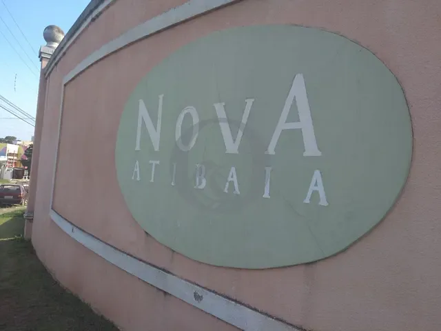 Casa com 175m² 3 quartos e 3 banheiros, à venda, no bairro Nova Cerejeira em Atibaia