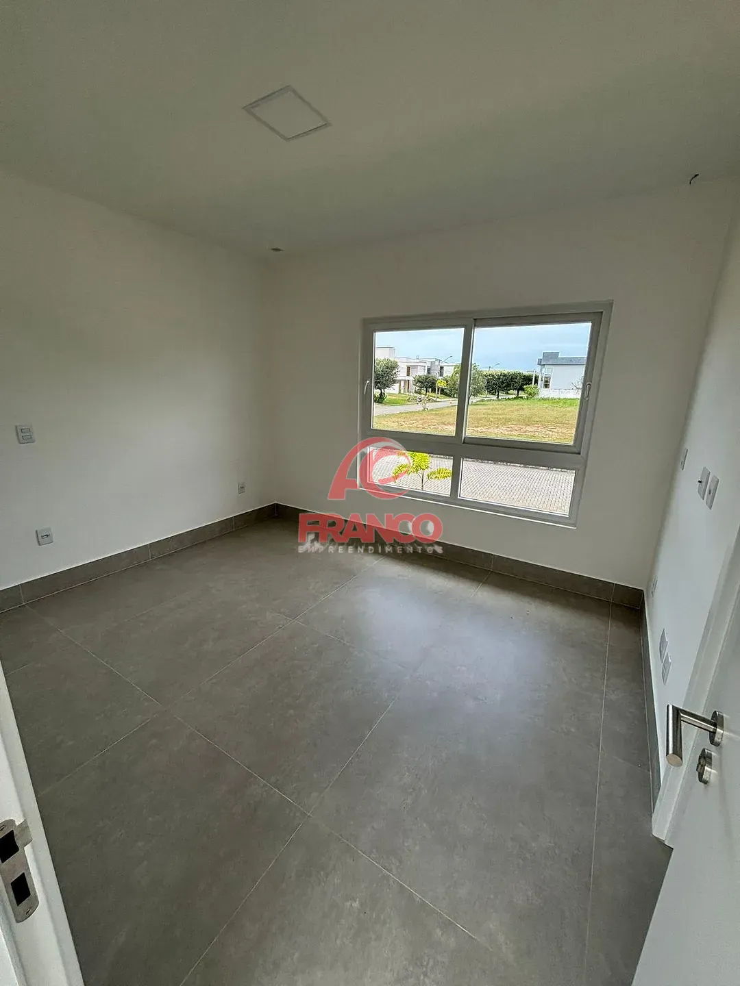 Casa, 3 quartos, 289 m² - Foto 35