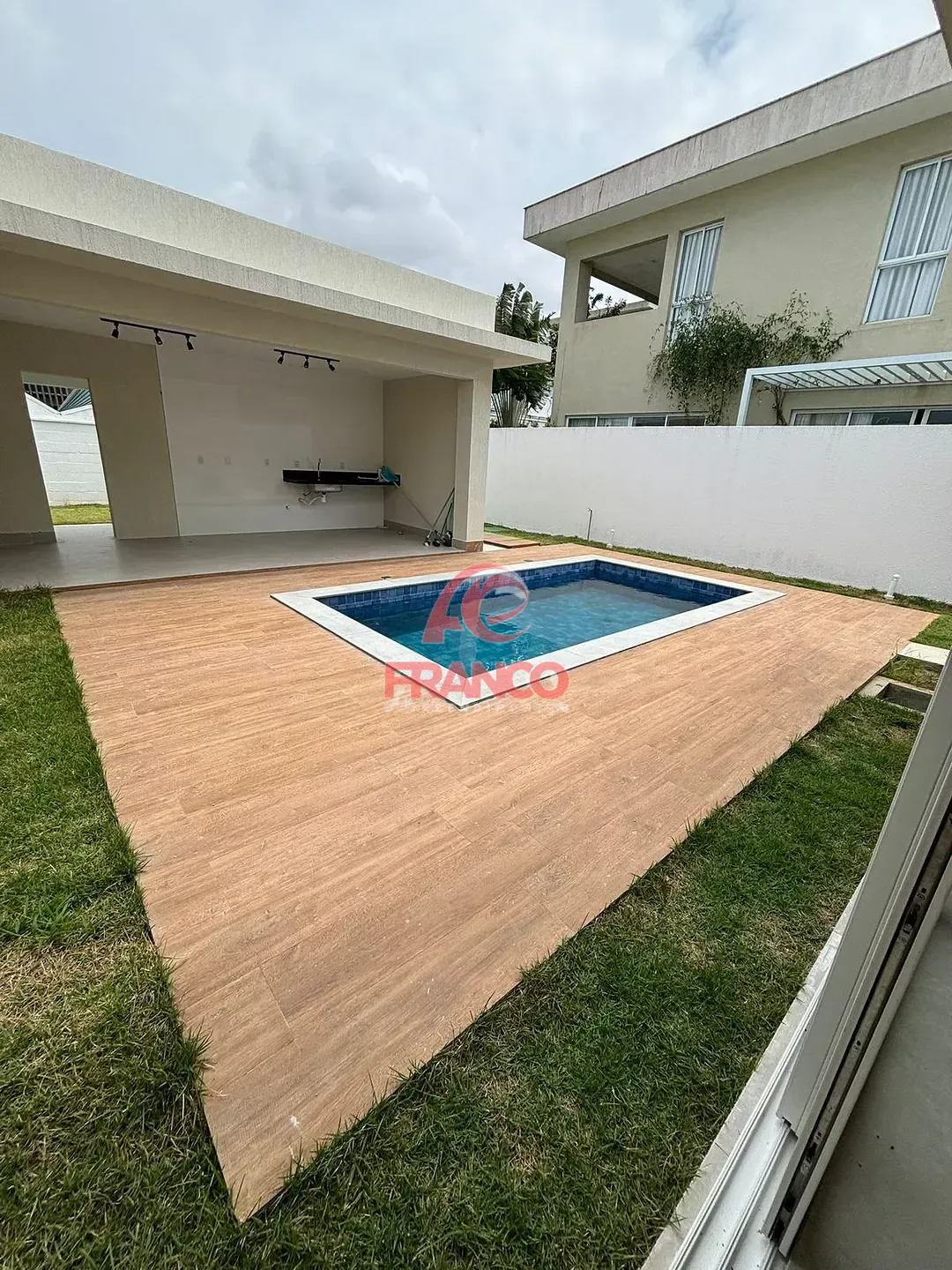 Casa, 3 quartos, 289 m² - Foto 31
